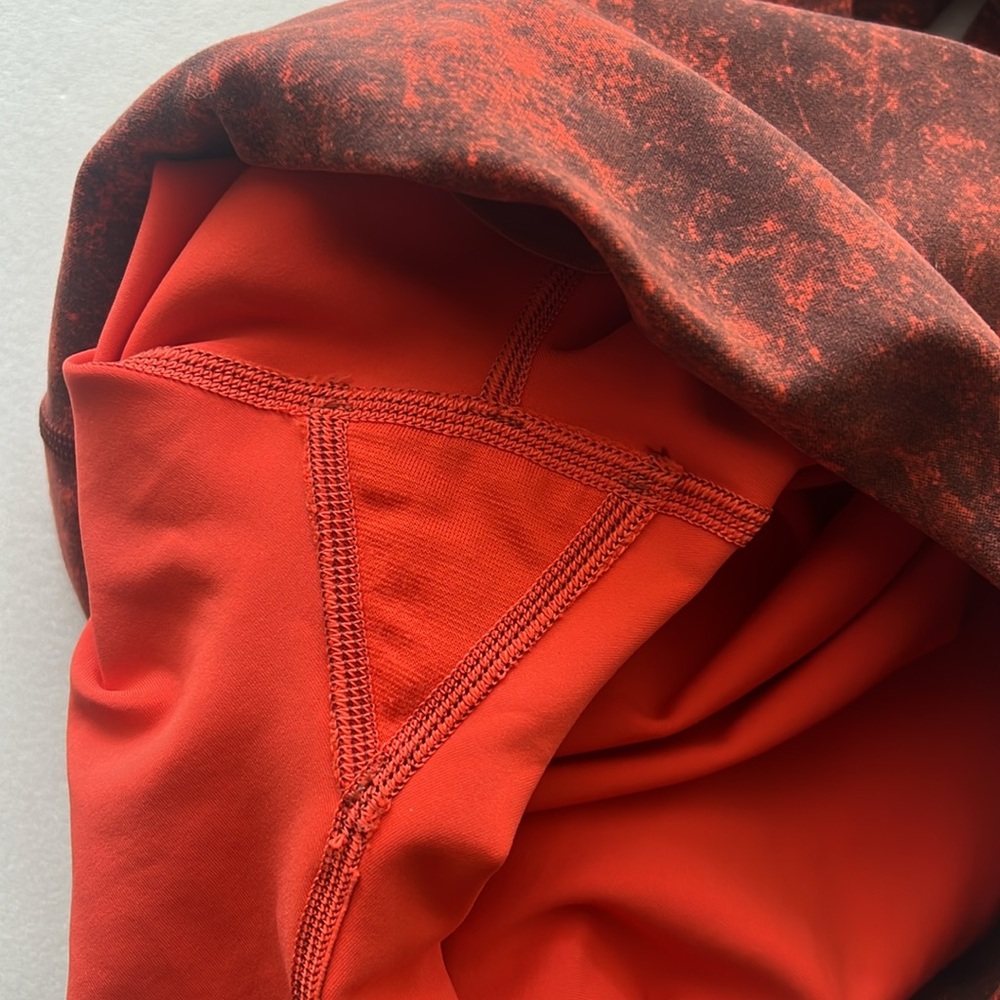 🚨 SOLD 🚨Lululemon Wunder Train HR Tight 25" Denim Wash Print Autumn Red Black - Picture 8 of 10